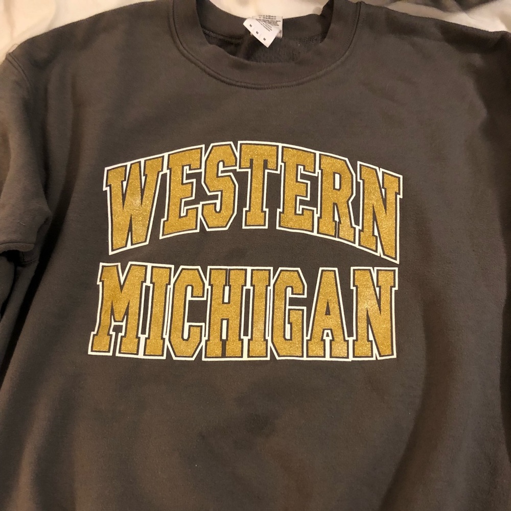 Sparkly Wmu sweatshirt